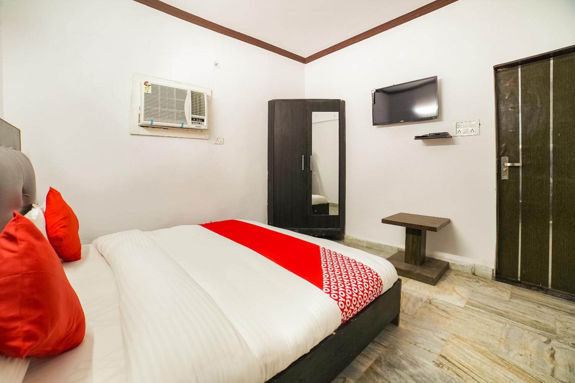 Oyo Hotel Konark Inn Bareilly Dış mekan fotoğraf