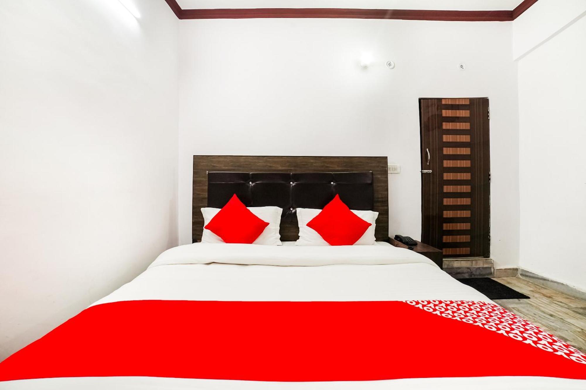 Oyo Hotel Konark Inn Bareilly Dış mekan fotoğraf